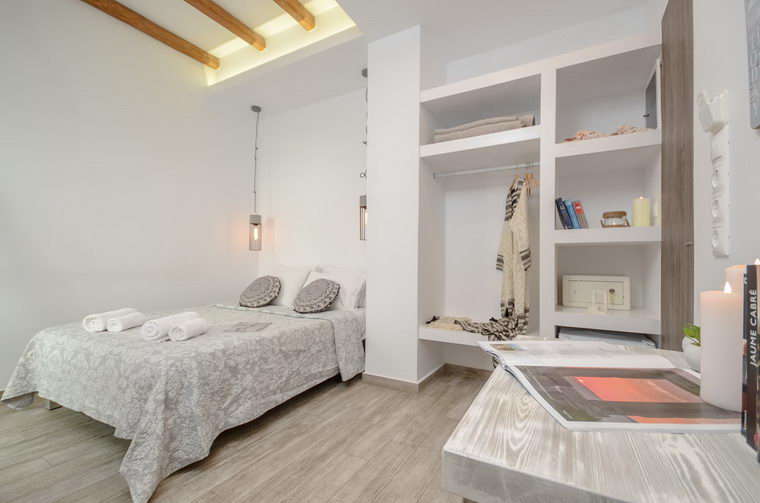 First Floor Rooms without Sea View