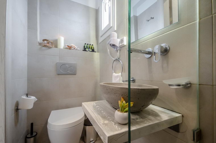 First Floor Rooms without Sea View