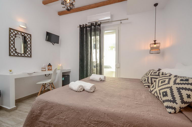 First Floor Rooms without Sea View