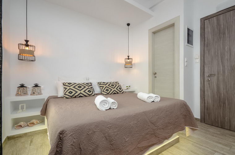 First Floor Rooms without Sea View